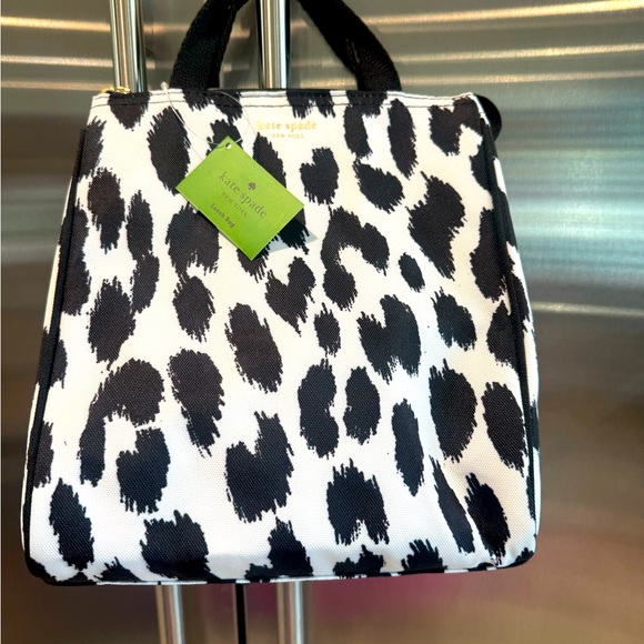 kate spade Handbags - Kate Spade ♠️ animal print insulated tote in Black&White w zipper/sturdy handles